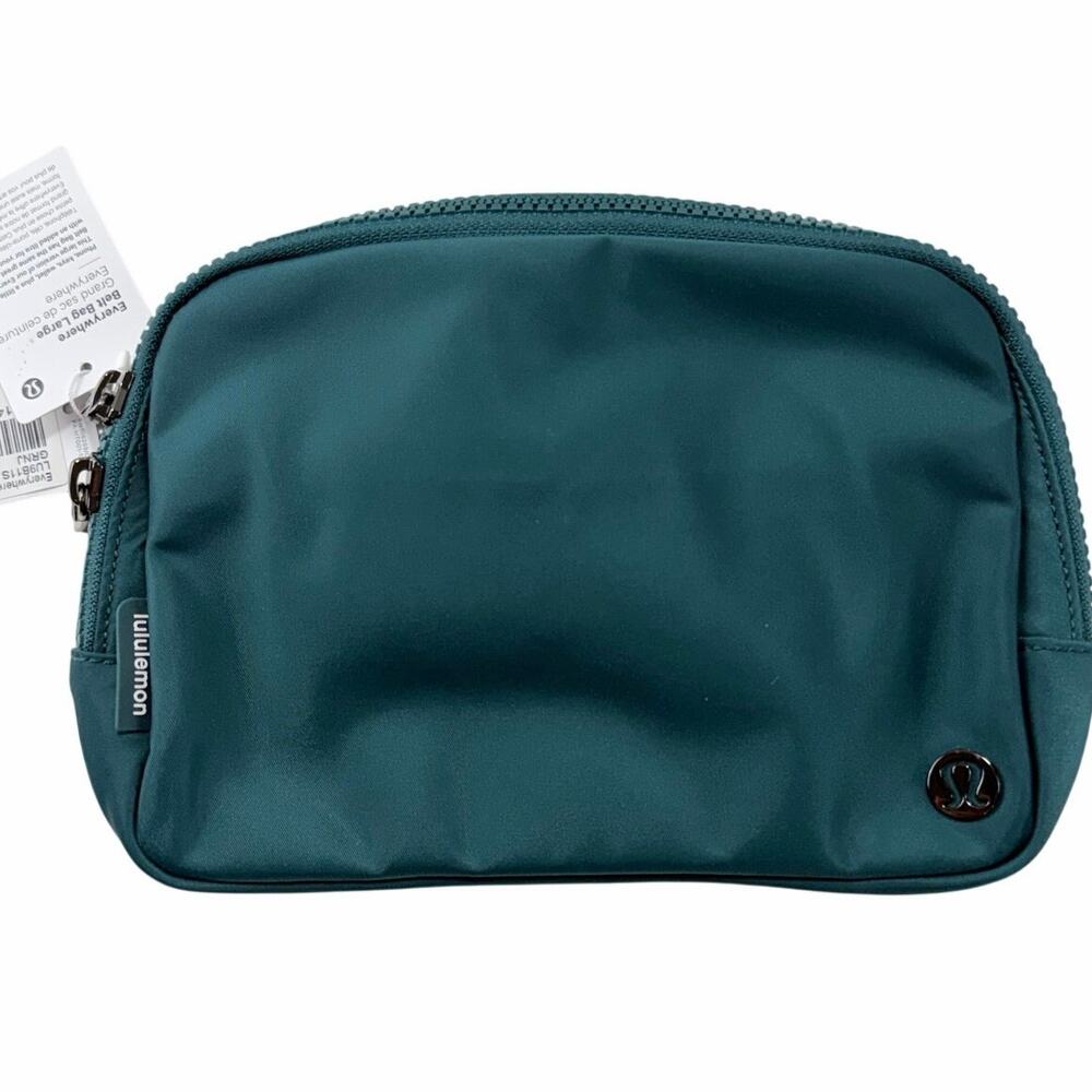 Lululemon Everywhere Belt Bag 2L Green Jasper Gun Metal Hardware LU9B11S NWT